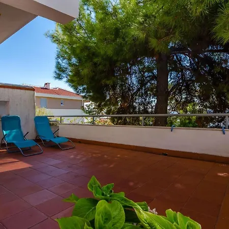 Apartment Natasa Trogir Exterior photo