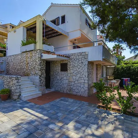 Apartment Natasa Trogir Exterior photo
